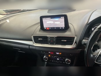 Used Mazda Mazda3 2018 for sale - 76496780: Photo