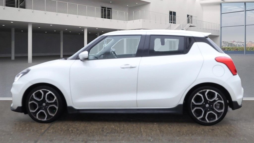 Used Suzuki Swift 2019 for sale - 76740638: Photo 11