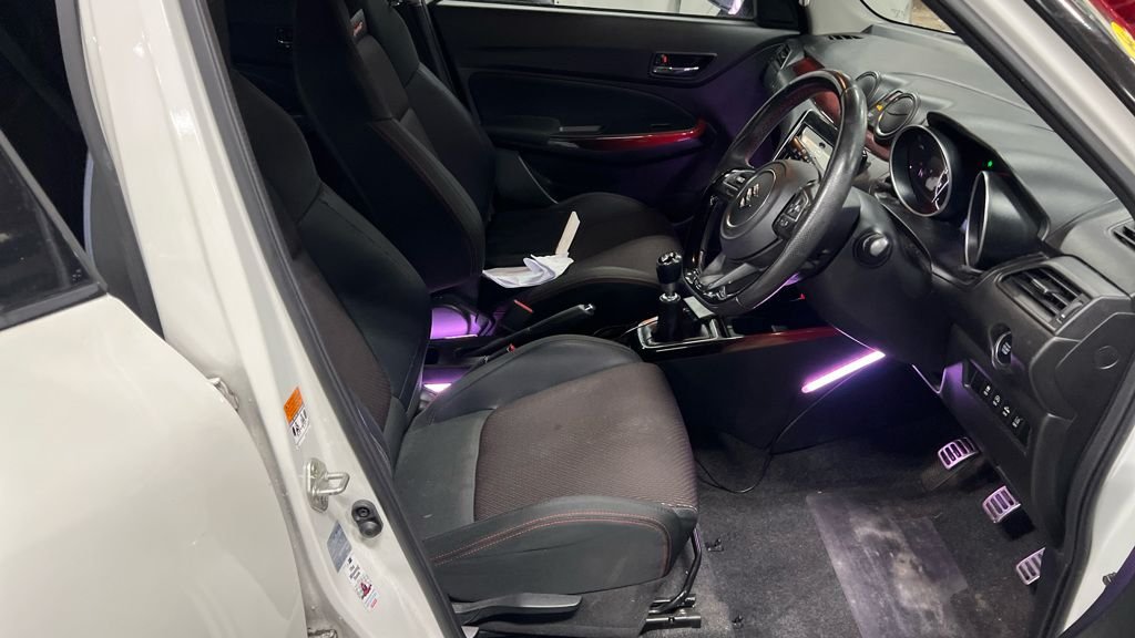 Used Suzuki Swift 2019 for sale - 76740638: Photo 2