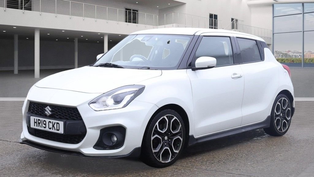 Used Suzuki Swift 2019 for sale - 76740638: Photo 5