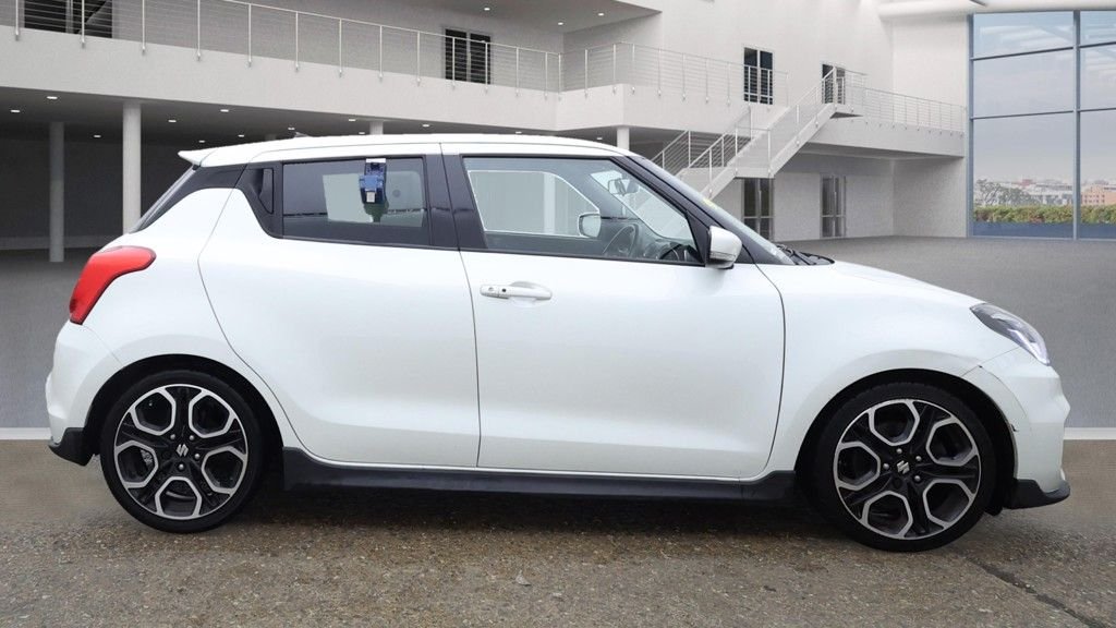 Used Suzuki Swift 2019 for sale - 76740638: Photo 9