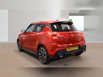 Used Suzuki Swift 2022 for sale - 78372361: Photo