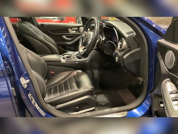 Used Mercedes-Benz C-Class 2019 for sale - 75998397: Photo