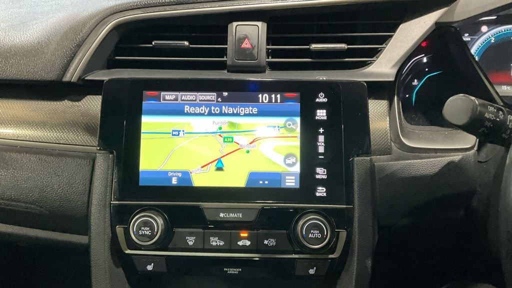 Used Honda Civic 2019 for sale - 76570547: Photo 3