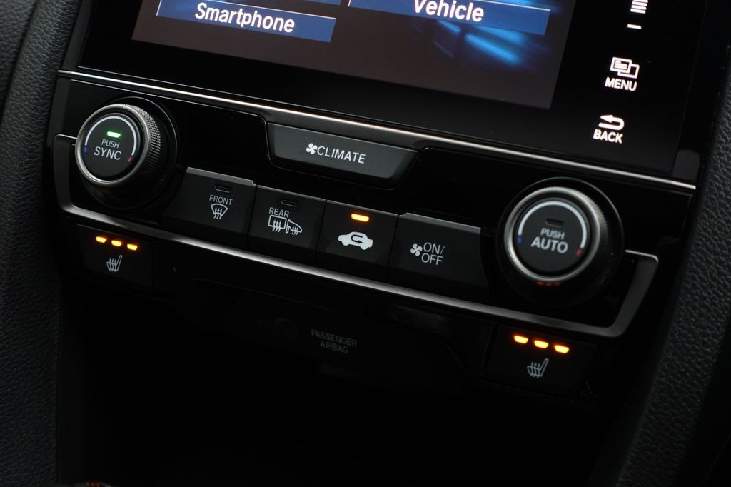 Used Honda Civic 2019 for sale - 76570547: Photo 33