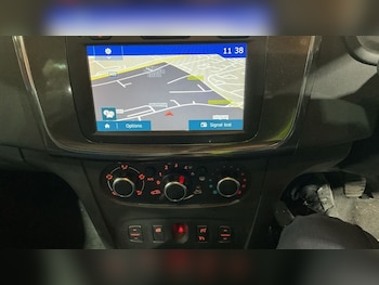 Used Dacia Logan MCV Stepway 2019 for sale - 76740253: Photo