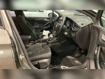 Used Vauxhall Astra 2018 for sale - 75937764: Photo