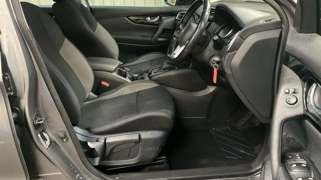 Used Nissan Qashqai 2020 for sale - 76367725: Photo 2