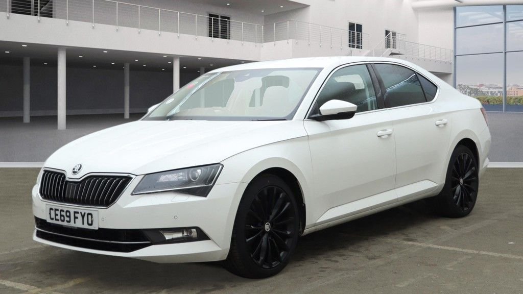 Used Skoda Superb 2019 for sale - 77583811: Photo 4