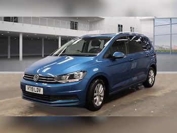 Used Volkswagen Touran 2019 for sale - 77608878: Photo