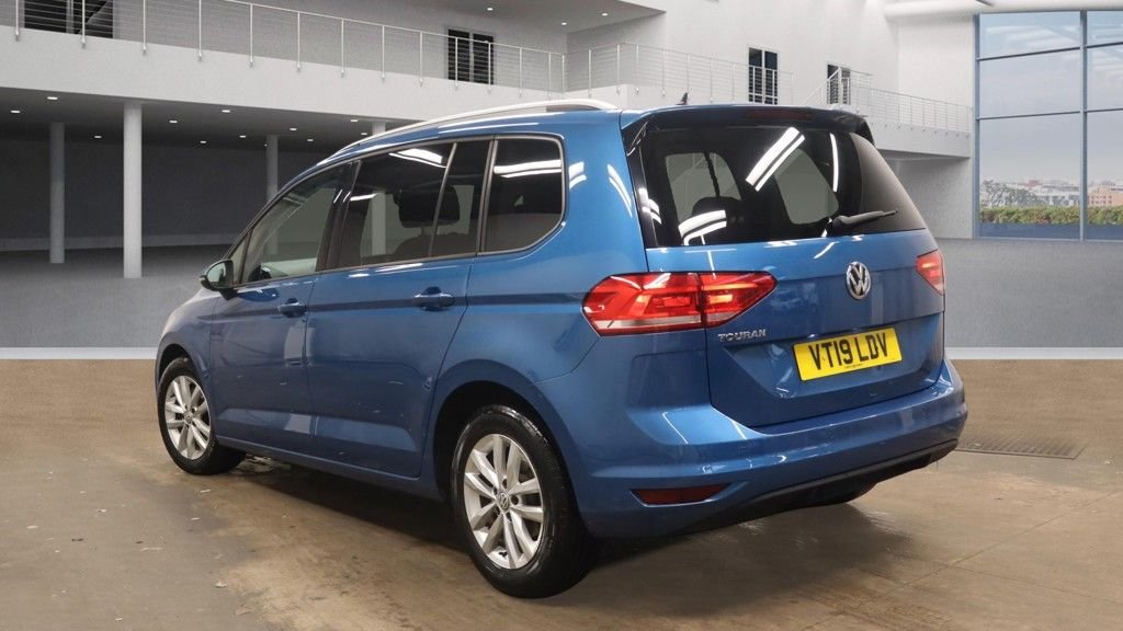 Used Volkswagen Touran 2019 for sale - 77608878: Photo 4
