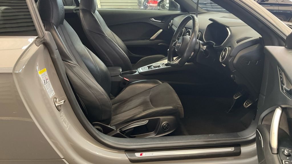 Used Audi TT 2018 for sale - 76430044: Photo 2