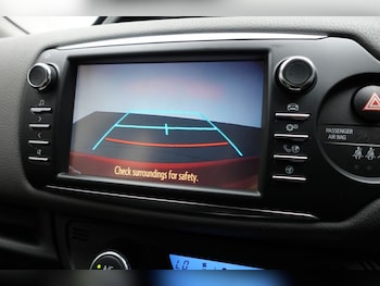 Used Toyota Yaris 2019 for sale - 79584266: Photo