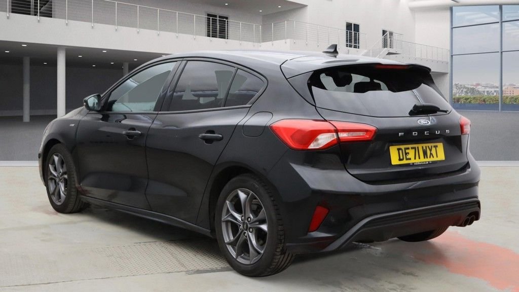 Used Ford Focus 2021 for sale - 77936842: Photo 3