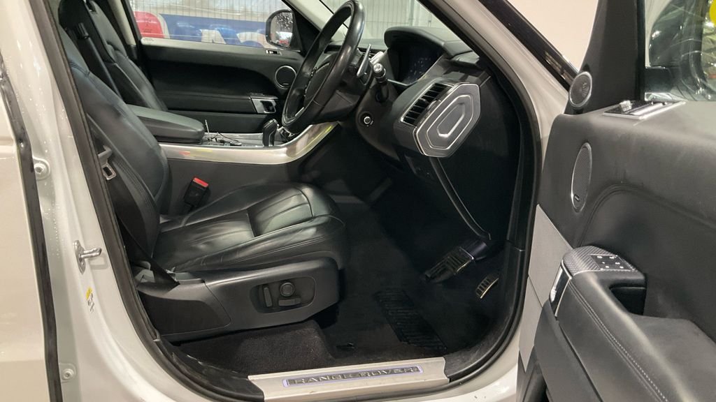 Used Land Rover Range Rover Sport 2020 for sale - 77667262: Photo 3