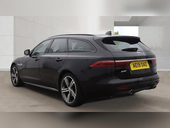 Used Jaguar XF 2019 for sale - 78167403: Photo