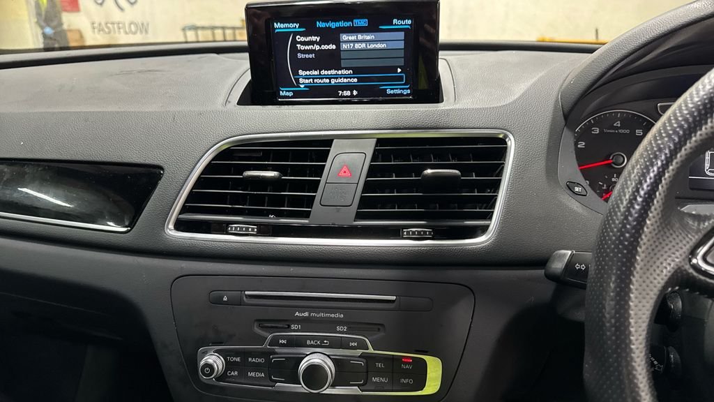 Used Audi Q3 2018 for sale - 76632590: Photo 3