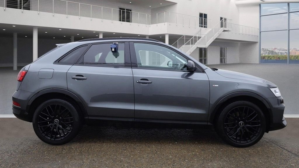 Used Audi Q3 2018 for sale - 76632590: Photo 9