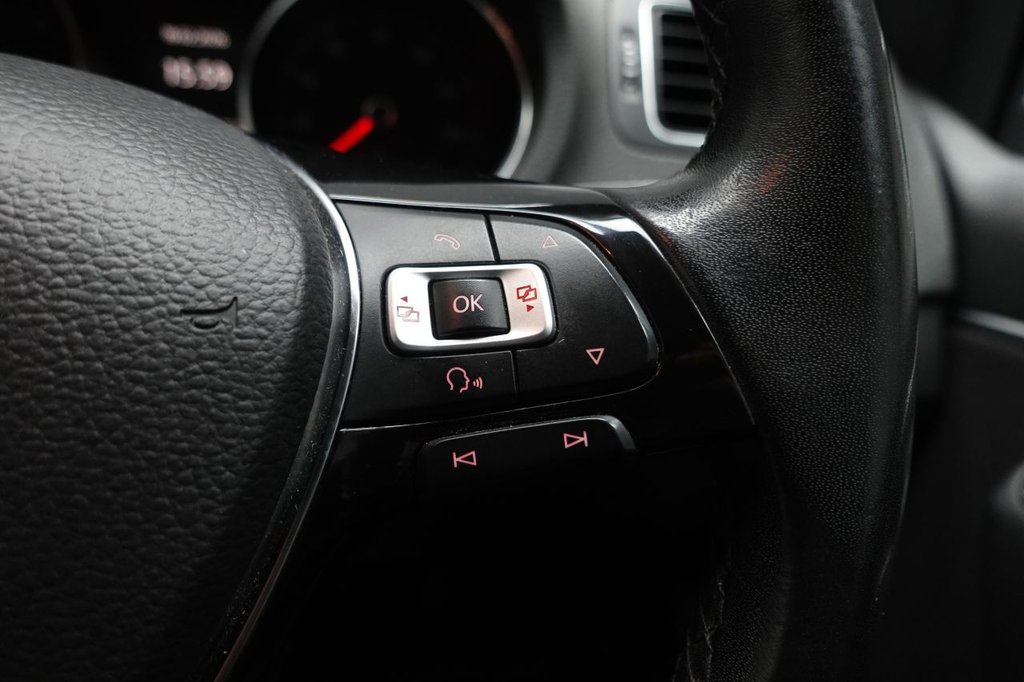 Used Volkswagen Polo 2016 for sale - 77408042: Photo 35