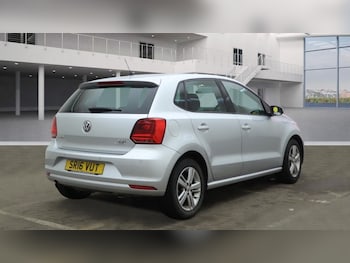 Used Volkswagen Polo 2016 for sale - 77408042: Photo