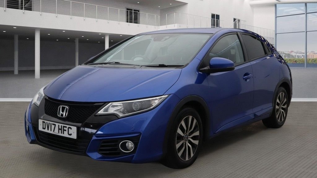 Used Honda Civic 2017 for sale - 77779973: Photo 3