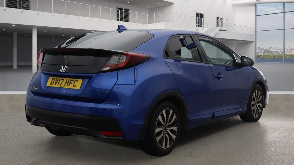 Used Honda Civic 2017 for sale - 77779973: Photo 5