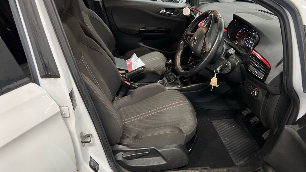 Used Vauxhall Corsa 2019 for sale - 76333955: Photo 2
