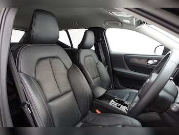 Used Volvo XC40 2023 for sale - 79584398: Photo