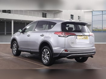 Used Toyota RAV4 2018 for sale - 77302720: Photo