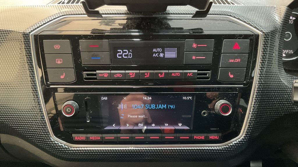 Used Volkswagen up! 2022 for sale - 77293267: Photo 2