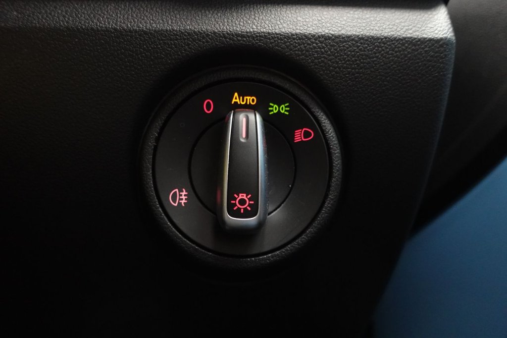 Used Volkswagen up! 2022 for sale - 77293267: Photo 41