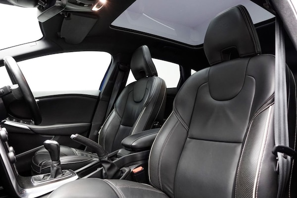 Used Volvo V40 2019 for sale - 75384154: Photo 15