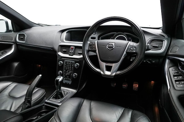 Used Volvo V40 2019 for sale - 75384154: Photo 21