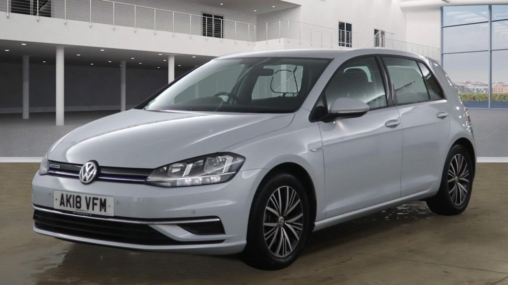 Used Volkswagen Golf 2018 for sale - 77007505: Photo 5