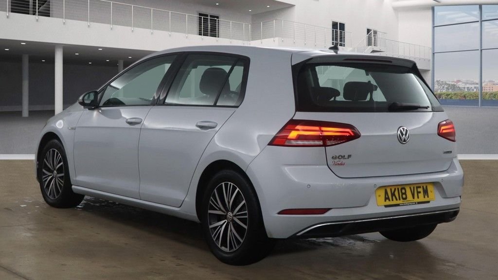 Used Volkswagen Golf 2018 for sale - 77007505: Photo 6