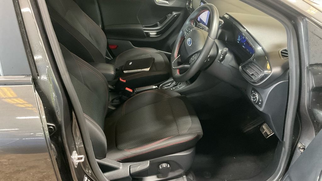 Used Ford Puma 2020 for sale - 76496744: Photo 2