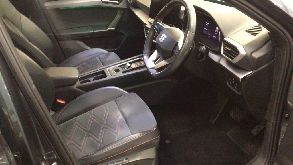 Used SEAT Leon 2021 for sale - 76910379: Photo 2