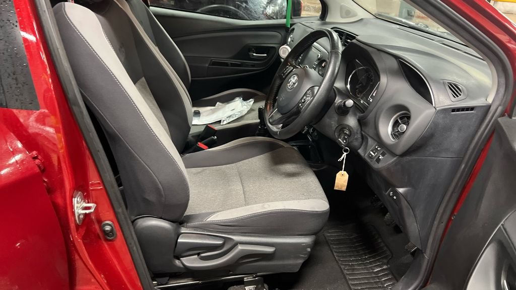 Used Toyota Yaris 2020 for sale - 77953184: Photo 5