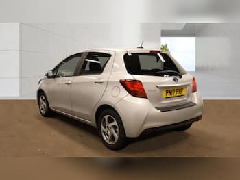Used Toyota Yaris 2017 for sale - 79777793: Photo