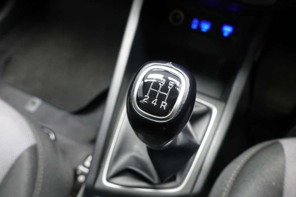 Used Hyundai i20 2019 for sale - 77080253: Photo 28