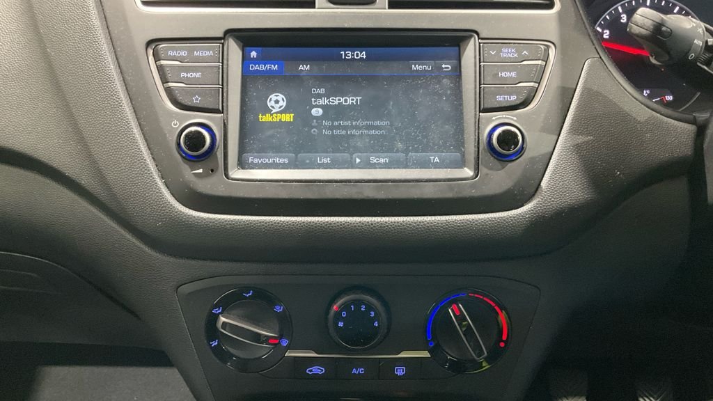 Used Hyundai i20 2019 for sale - 77080253: Photo 3