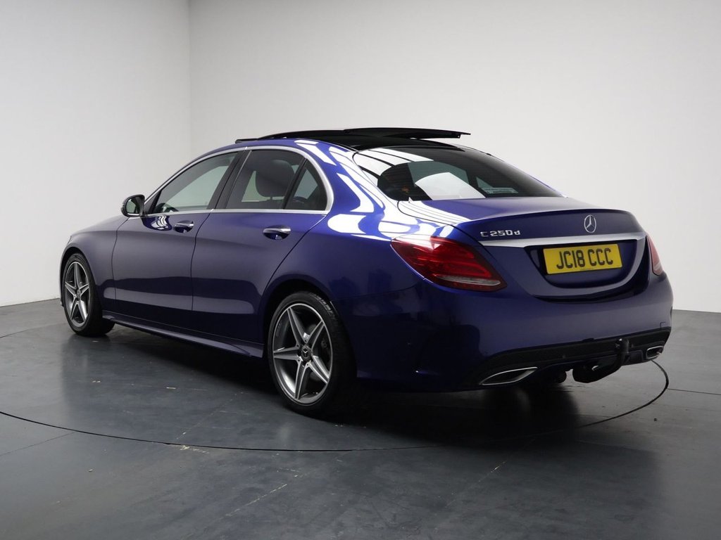 Used Mercedes-Benz C Class 2018 for sale - 76356289: Photo 9