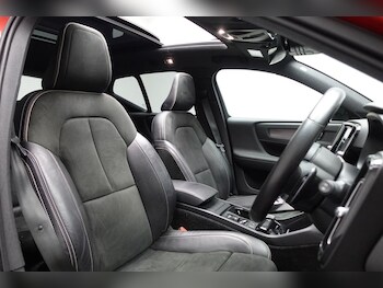 Used Volvo XC40 2019 for sale - 79584494: Photo