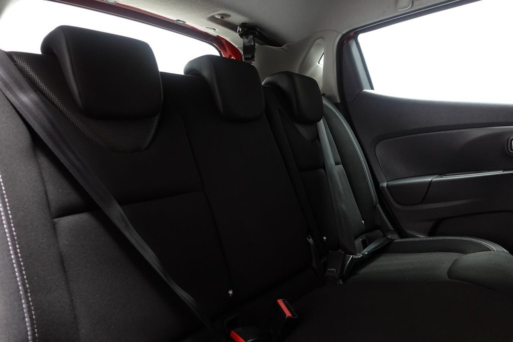 Used Renault Clio 2017 for sale - 76768789: Photo 18