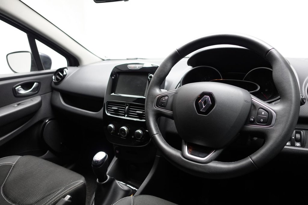 Used Renault Clio 2019 for sale - 76985913: Photo 20