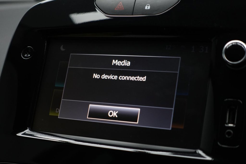 Used Renault Clio 2019 for sale - 76985913: Photo 27