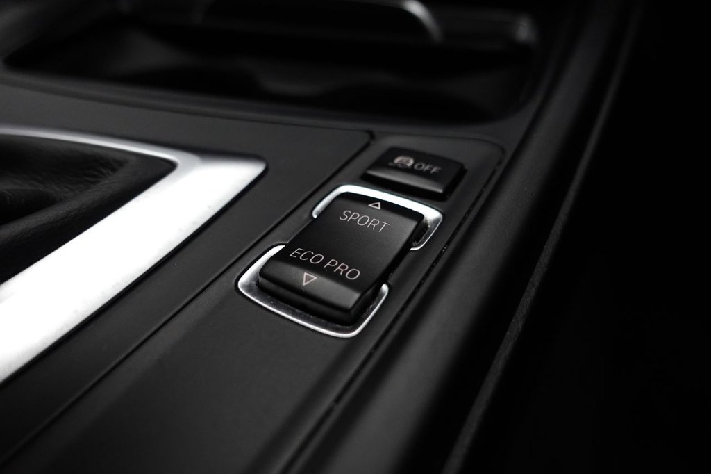 Used BMW 3 Series 2018 for sale - 76333944: Photo 42