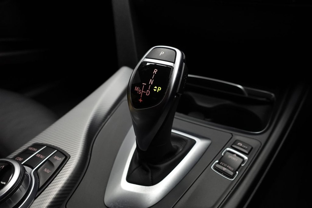 Used BMW 3 Series 2018 for sale - 76333944: Photo 43