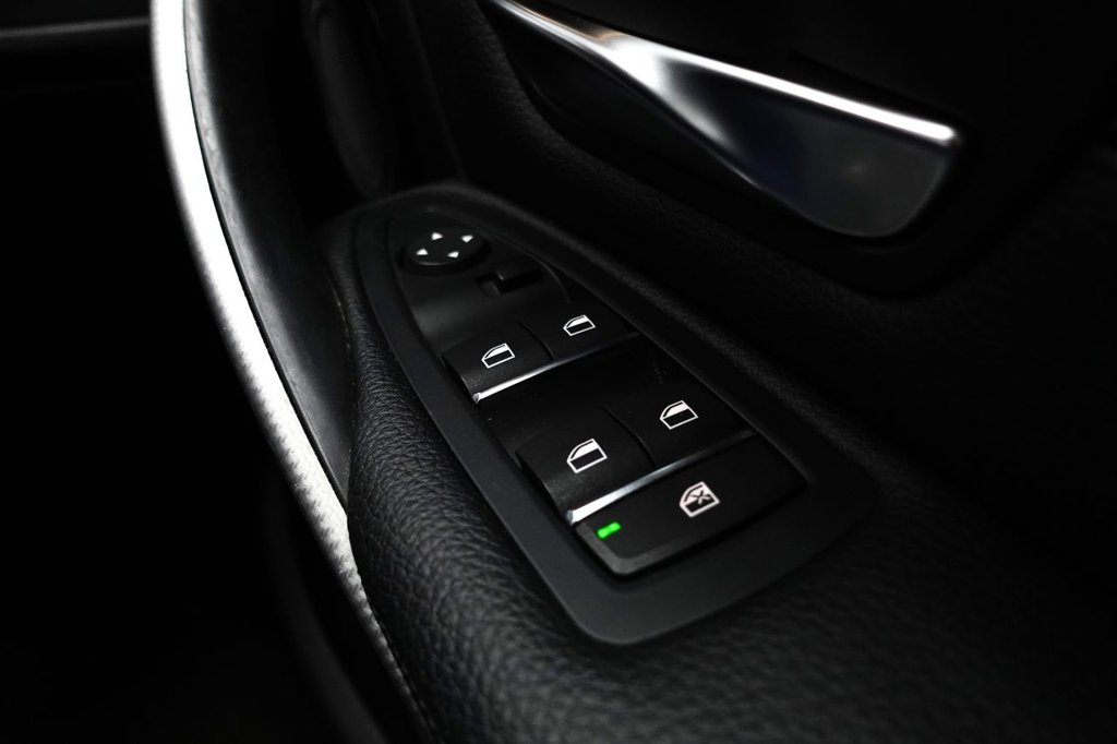 Used BMW 3 Series 2018 for sale - 76333944: Photo 47