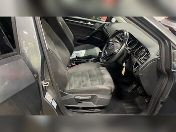 Used Volkswagen Golf 2018 for sale - 77037846: Photo